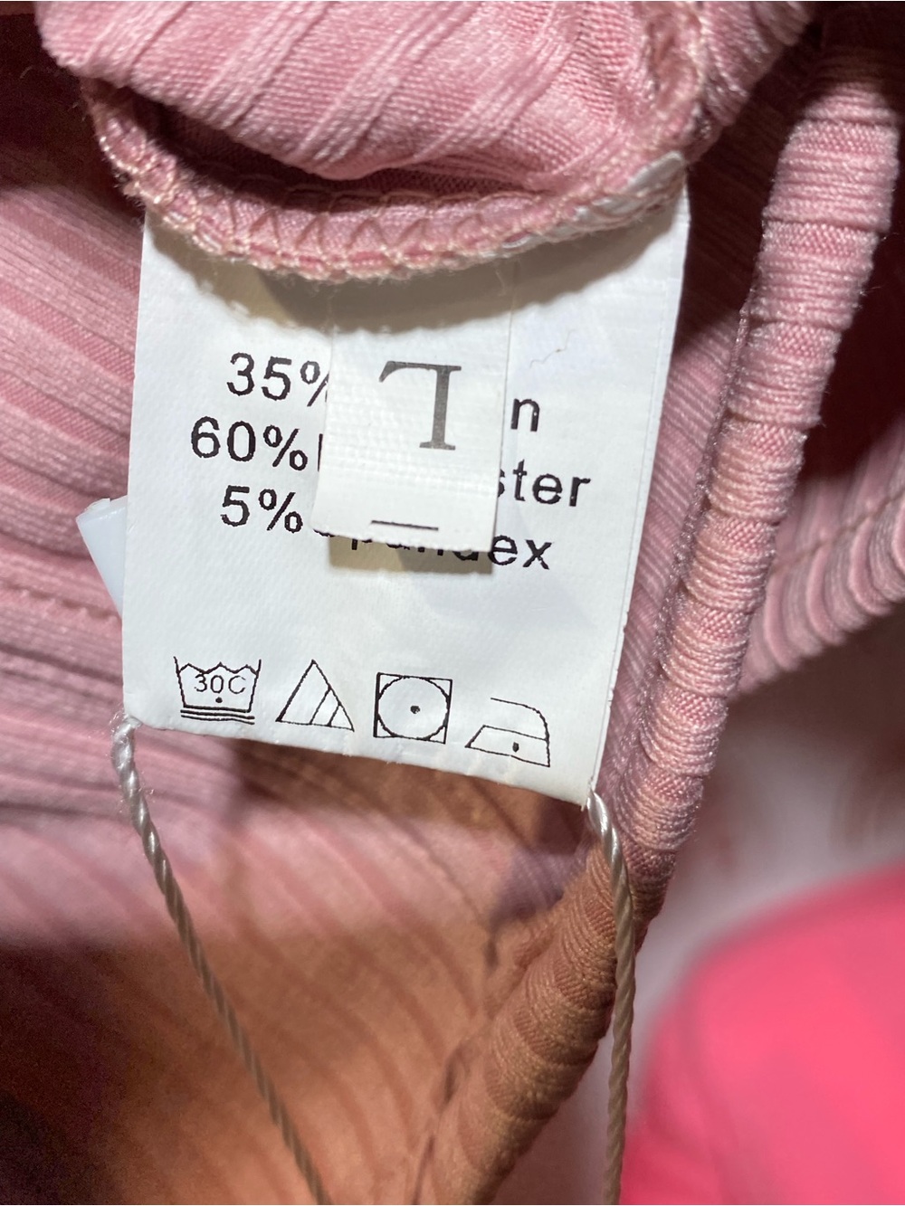 Square-Neck Ribbed Pink Crop Top - Picture 5 of 7
